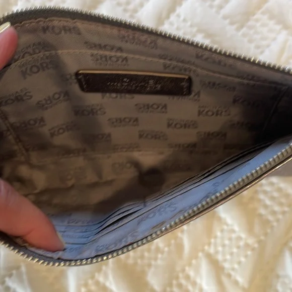 Michael Kors Leather Large Wristlet - Picture 4 of 5